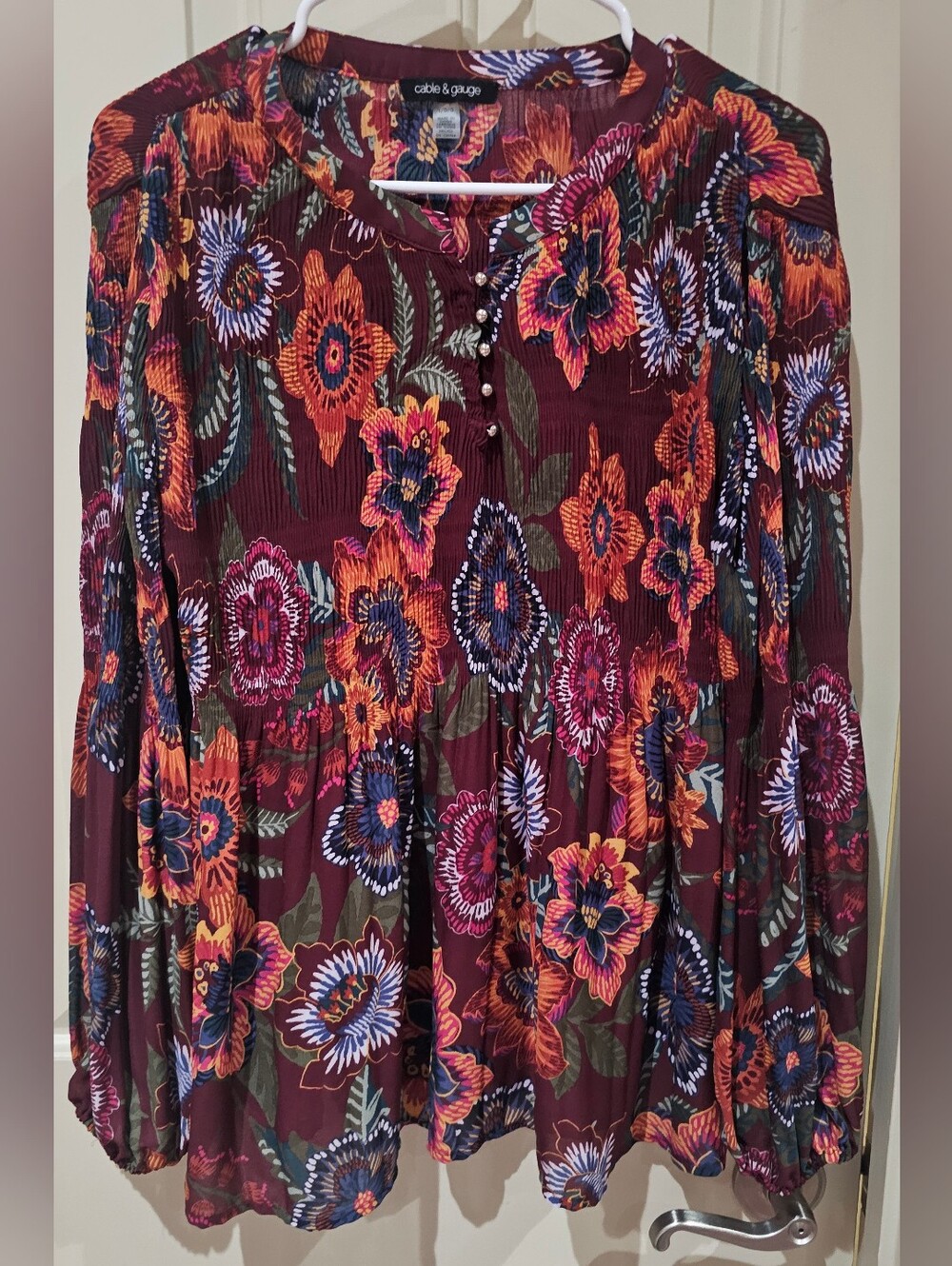 Cable & Gauge Burgundy Floral TopWomen Size Large